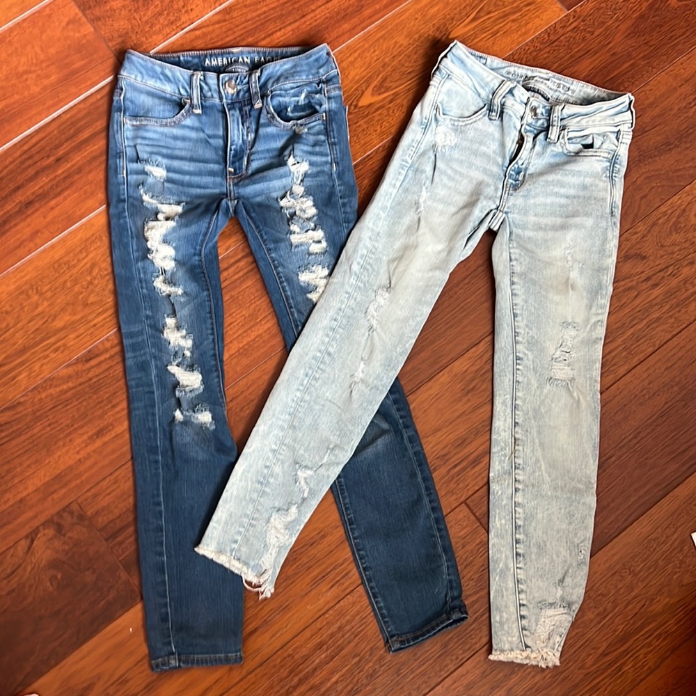 Like new jeans size 00, really cute